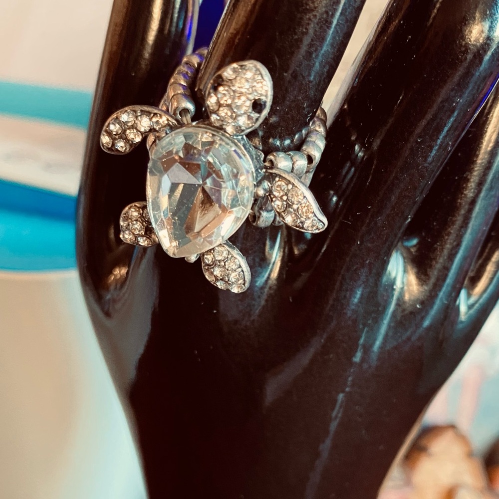 Silver tone Turtle Ring with Crystal Accents